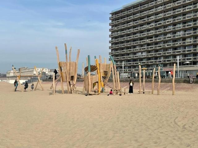 Residentie Aldis Met Zeezicht Lejlighed Oostende Eksteriør billede