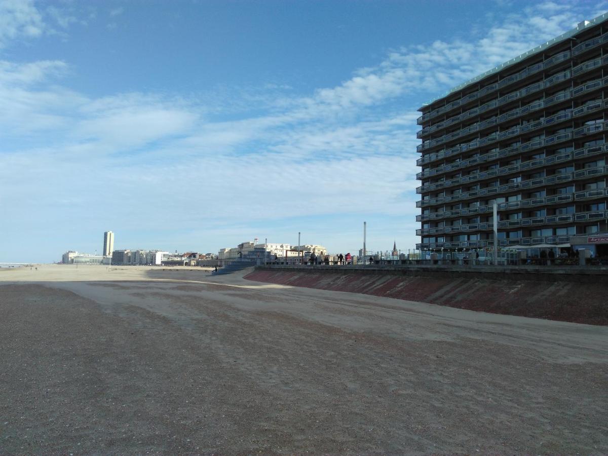 Residentie Aldis Met Zeezicht Lejlighed Oostende Eksteriør billede